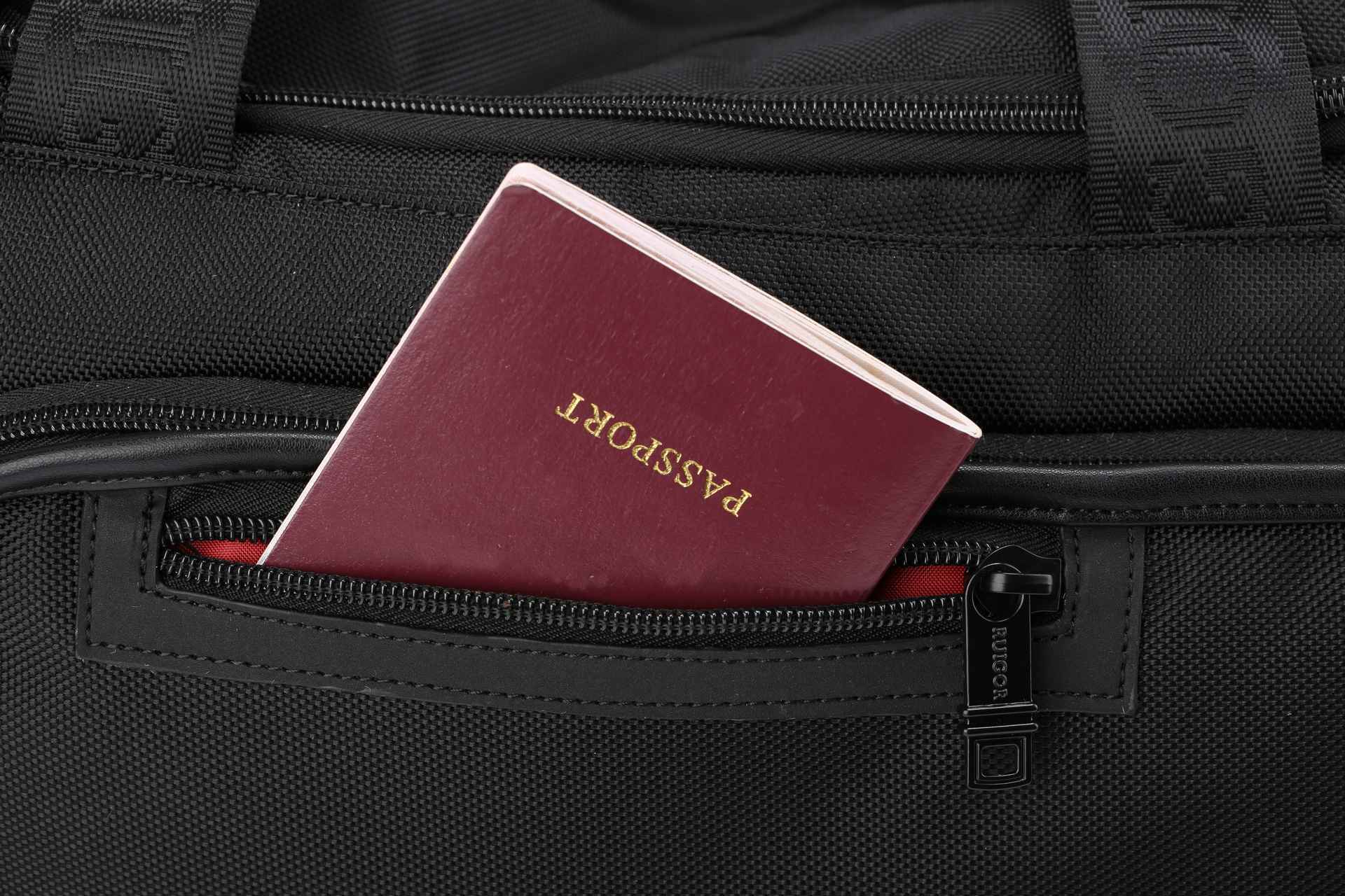 Ruigor_RMOL32-1N0SS_ExternalZipperPocket2_20180713