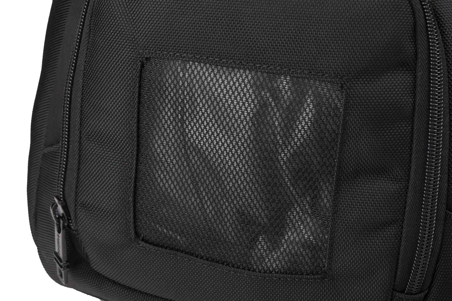 Ruigor_RMOL32-1N0SS_ExternalZipperPocket6_20180713 Ruigor Motion 12