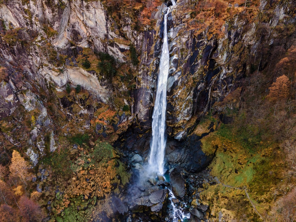 waterfalls in switzerland